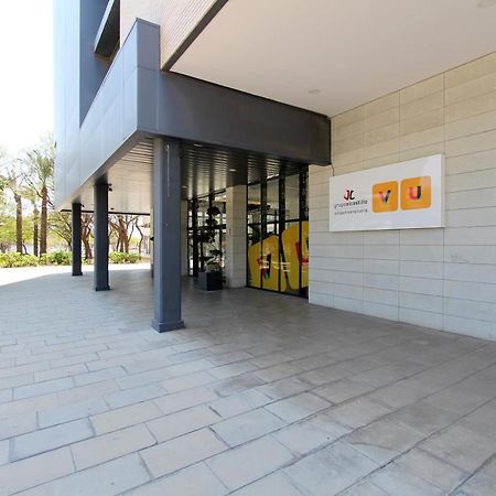 Villa Alojamiento Y Congresos - Villa Universitaria San Vicente Raspeig Екстериор снимка